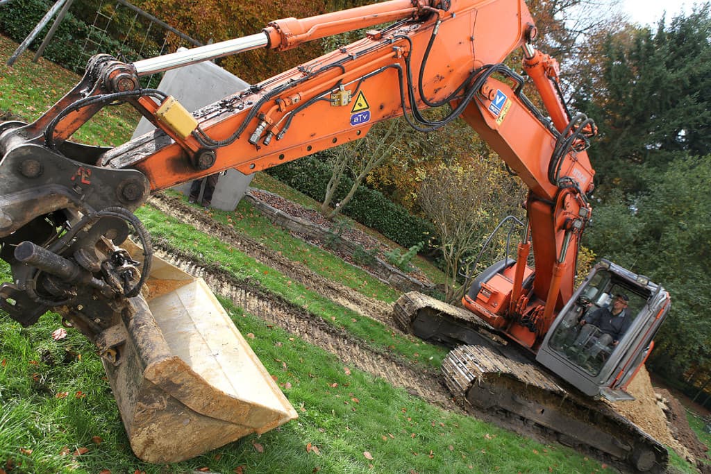 Plaatsen van rioleringen op een werf